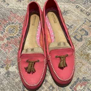 Brand new, excellent condition pink loafers. SPERRY size 12